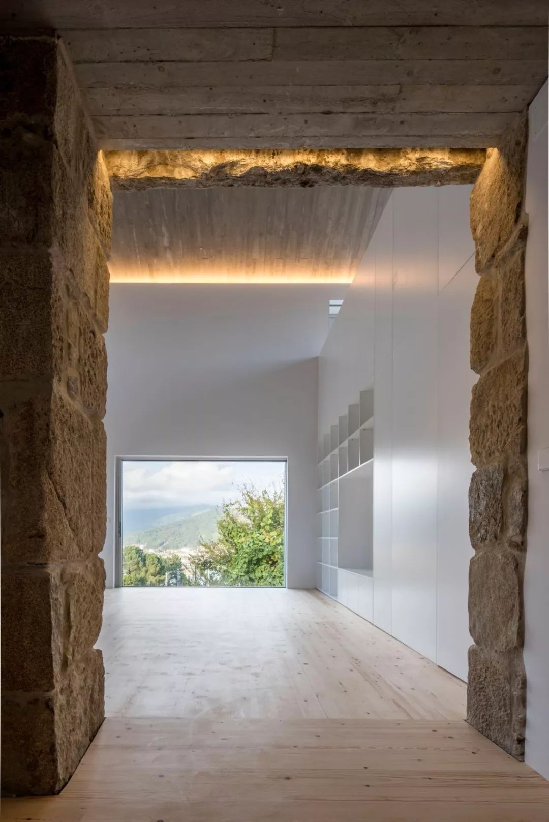 穆罗斯房子改造，废墟上的新生  Fuertes Penedo arquitectos-21