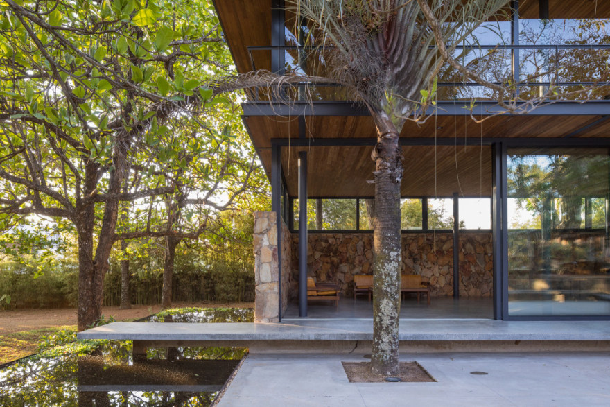 巴西 Labcity 设计工作室打造的原生态石墙住宅-37