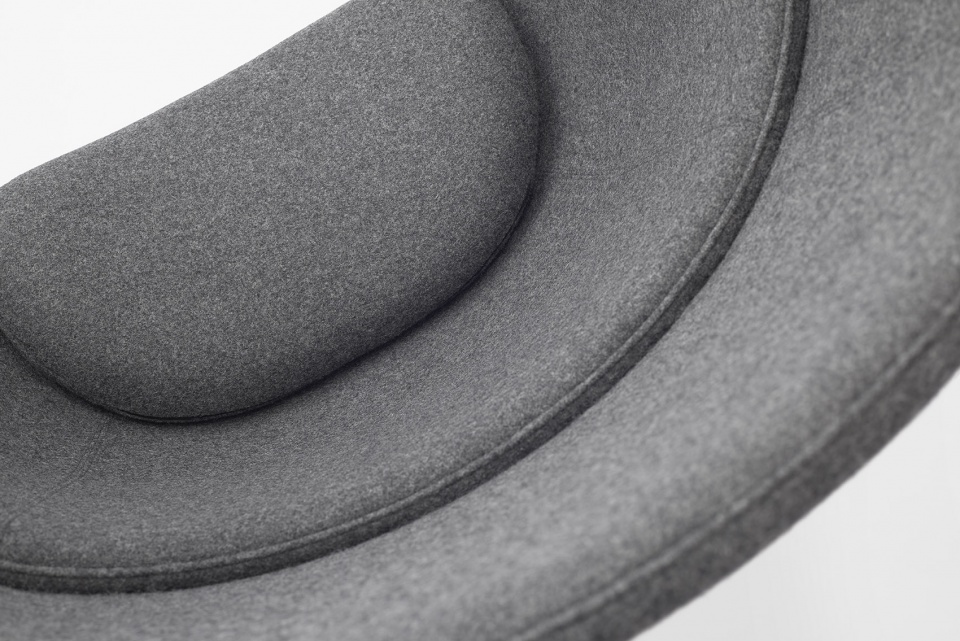 nendo 为小型公共空间设计的“kite”系列座椅-20