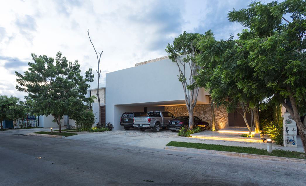 Wonderful House with Open Spaces Designed by the Architectural Firm R79 in Mexico-60