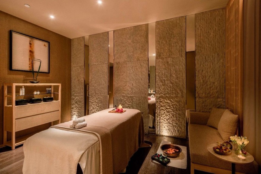 闹市中的木系SPA-16