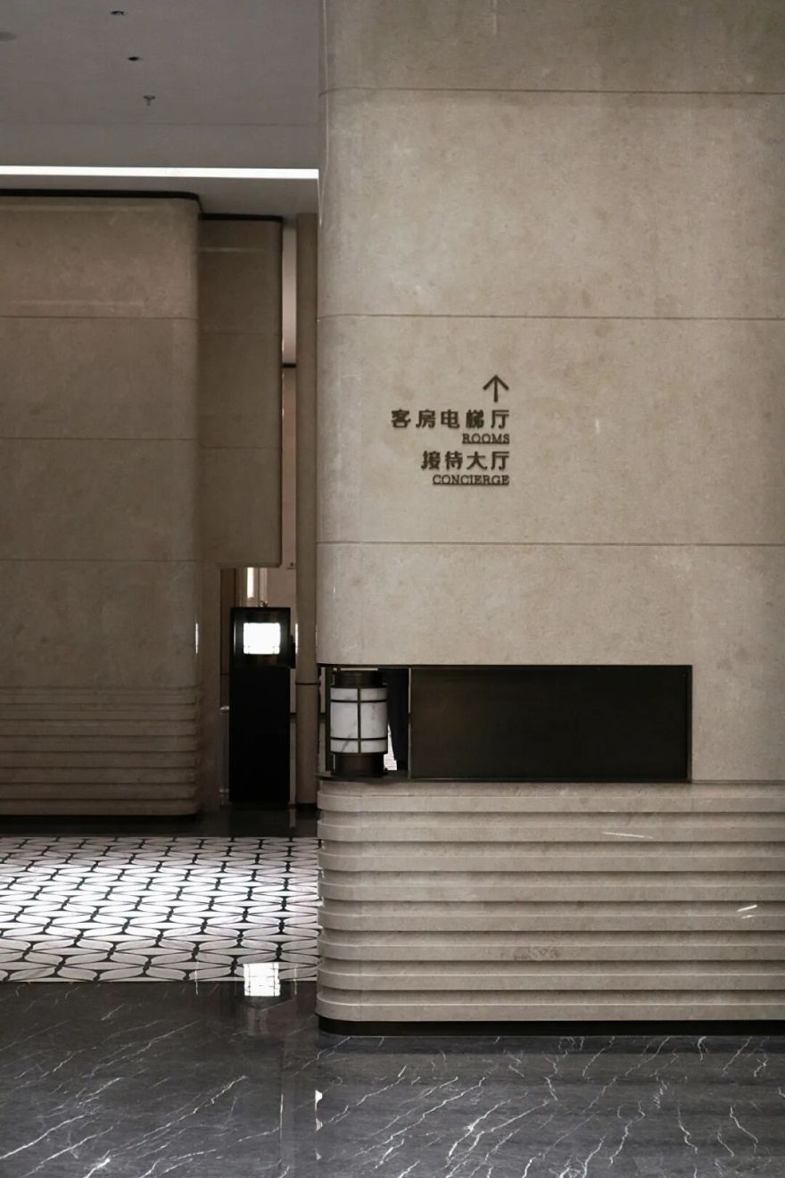 广府雅韵,云端荟萃|雅致酒店标识项目-3