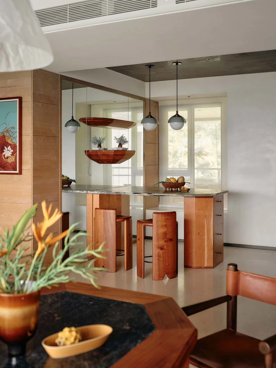 现代油画中走出的家-4