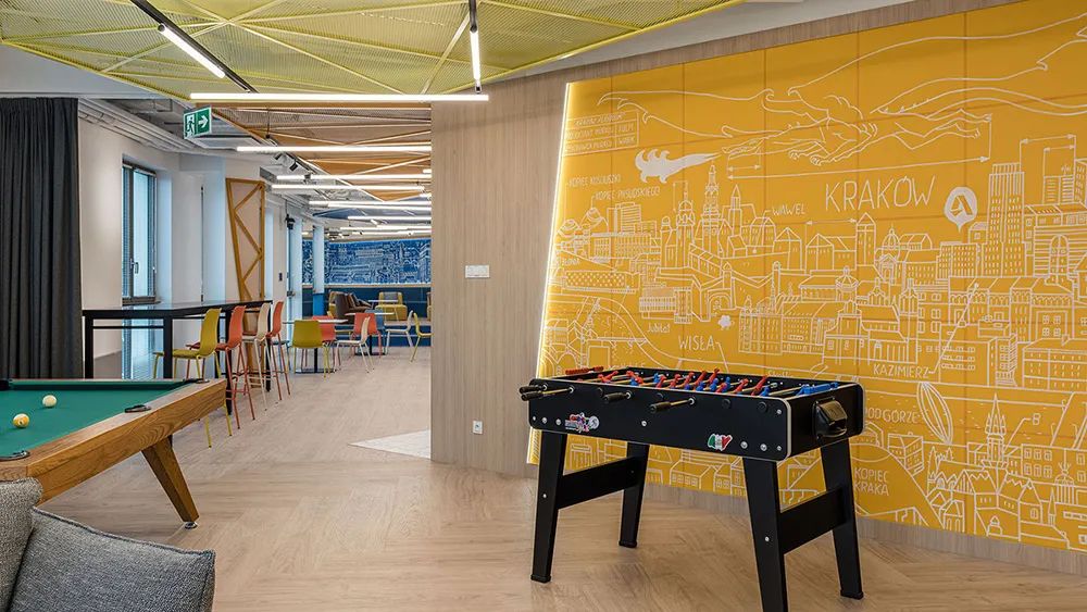 波兰 Autodesk 办公室 | 活力动感金属网演绎现代工业风-23