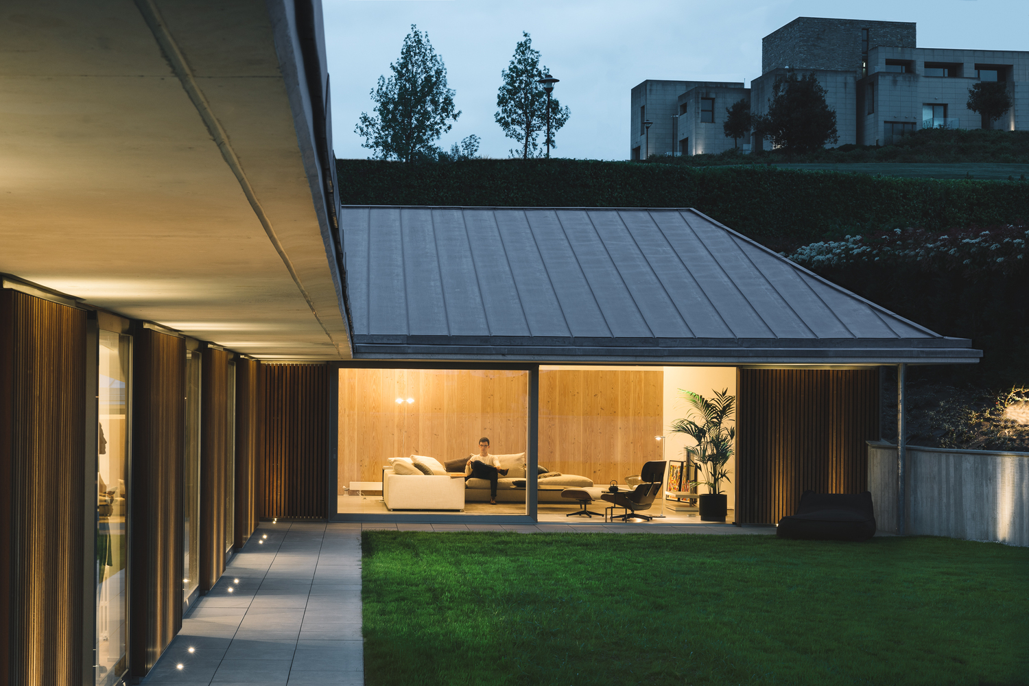 混凝土与木质的和谐交响曲——西班牙 Navarre 私人住宅设计-73