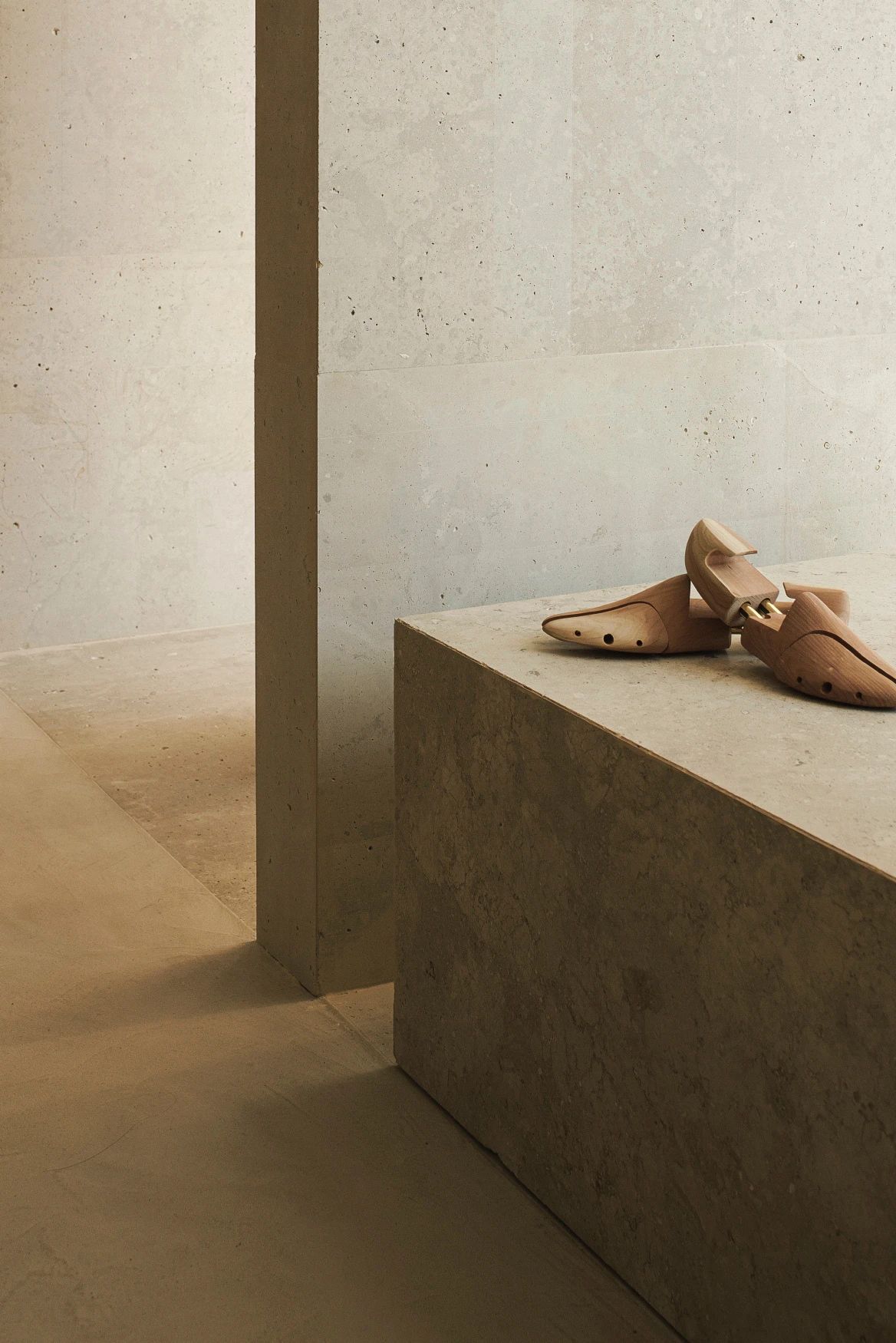 外交商店丨西班牙马德里丨Estudio DIIR-20