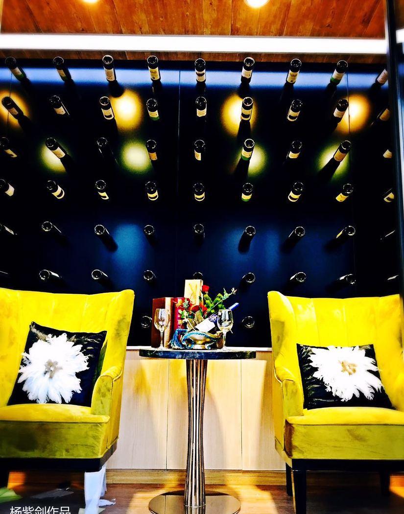 
来上海这半年做的橱窗 -2