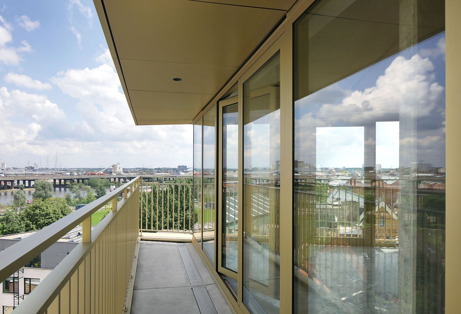 比利时安特卫普金色公寓楼-44