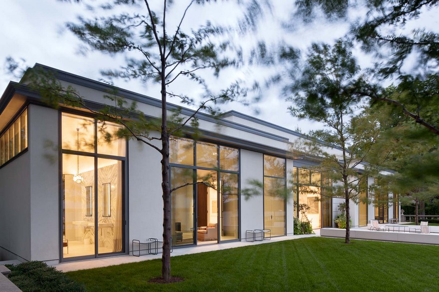 Modern Lakeside House Designed to Provide Unimpeded Views Out Across the Water-30