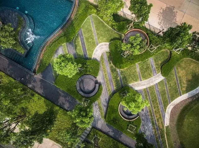 创意铺装设计,草坪与硬质材料的美妙融合-31