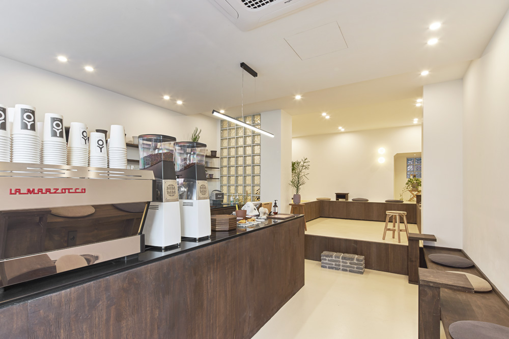 14 坪东方氛围 white wood tone 咖啡厅设计-7