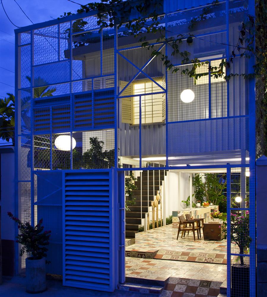 越南钢制住宅 | 绿色环保与极简主义的完美结合-1