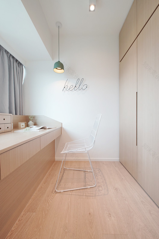 香港 780 平方英尺公寓的“少即多”设计理念-21