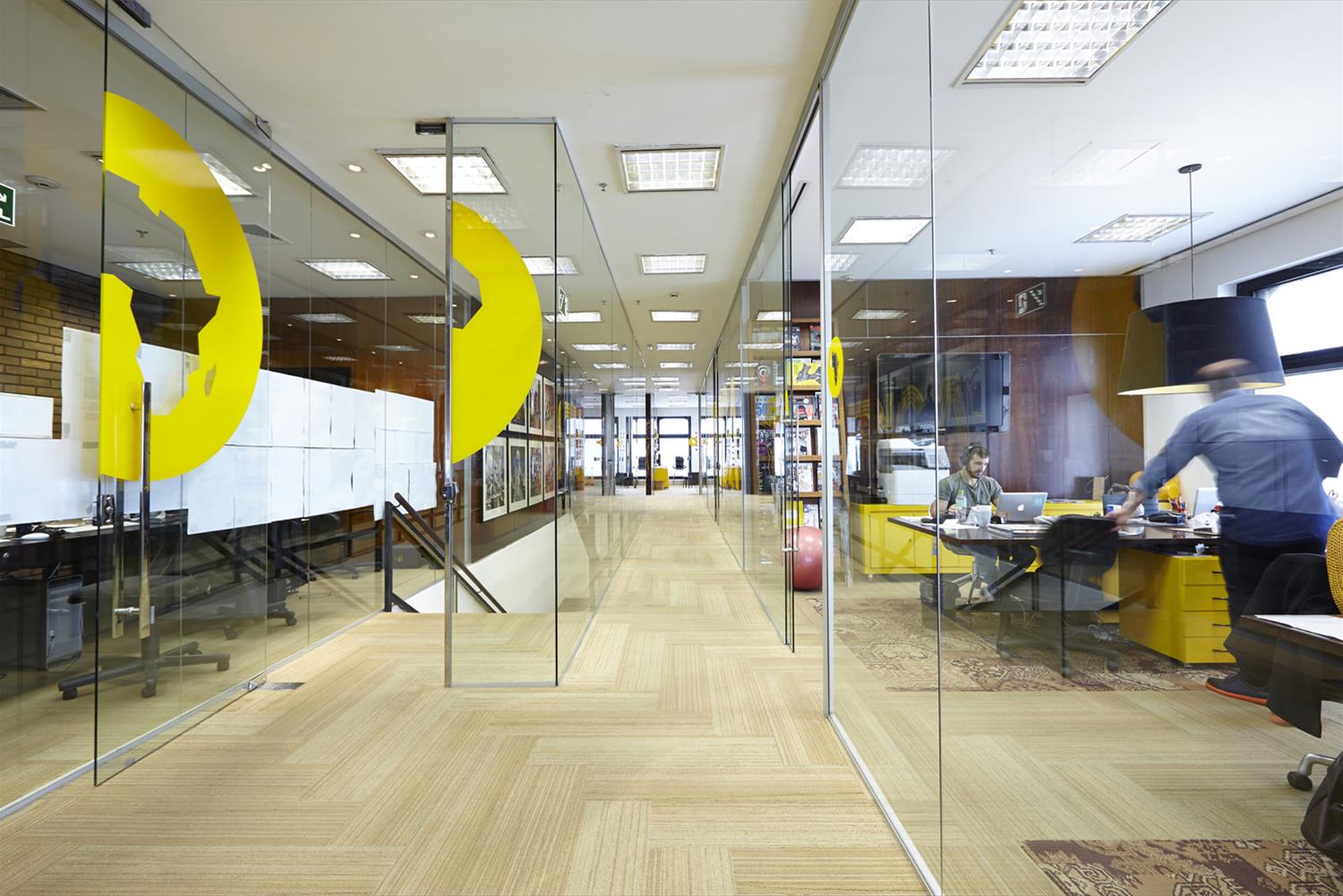 圣保罗 Agência África 广告公司总部-7