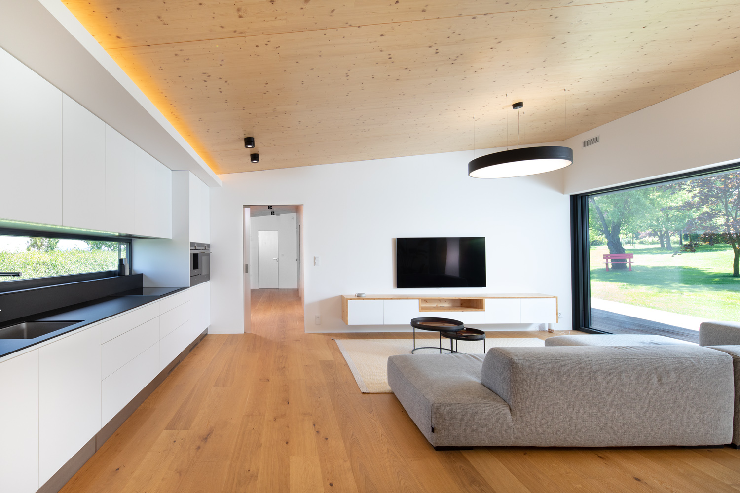 丨Kamil Mrva Architects-21