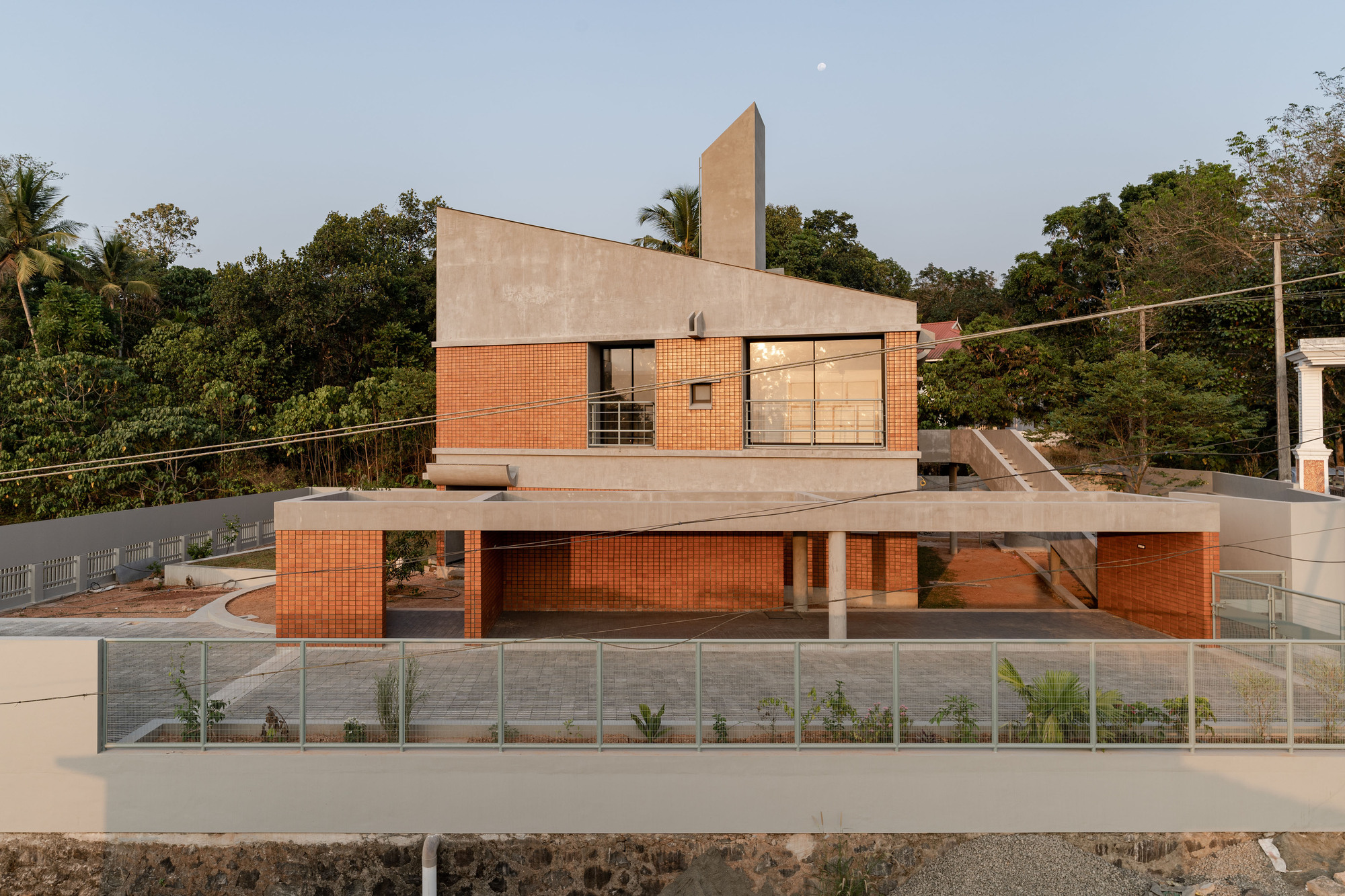 艺术家住所和工作室丨印度丨Cochin Creative Collective-14