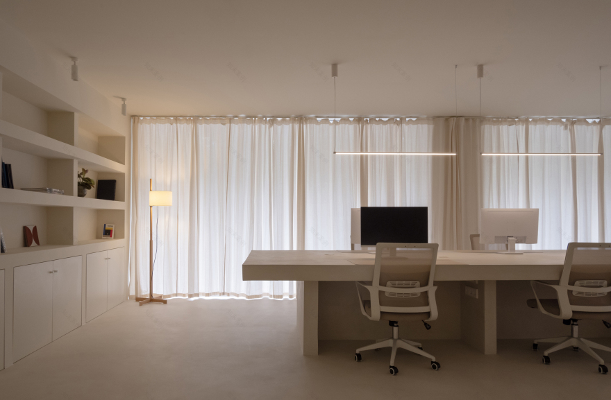 非白色办公室丨西班牙巴塞罗那丨brenzo-24