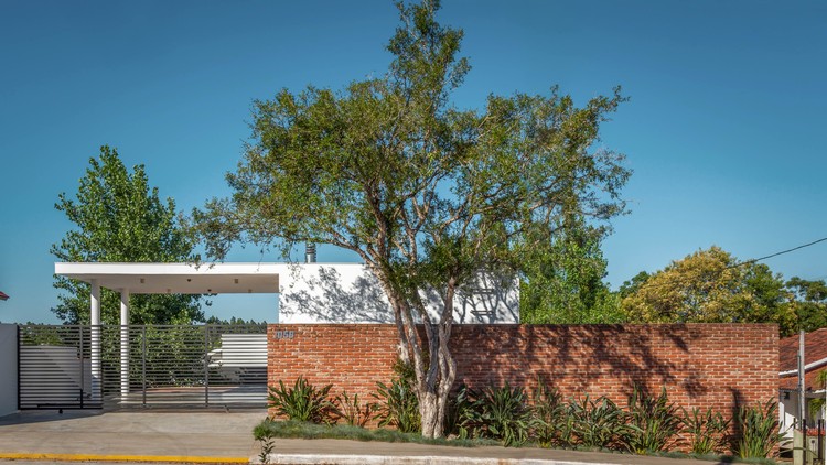 巴西里约热内卢联排别墅与房车空间完美融合-7