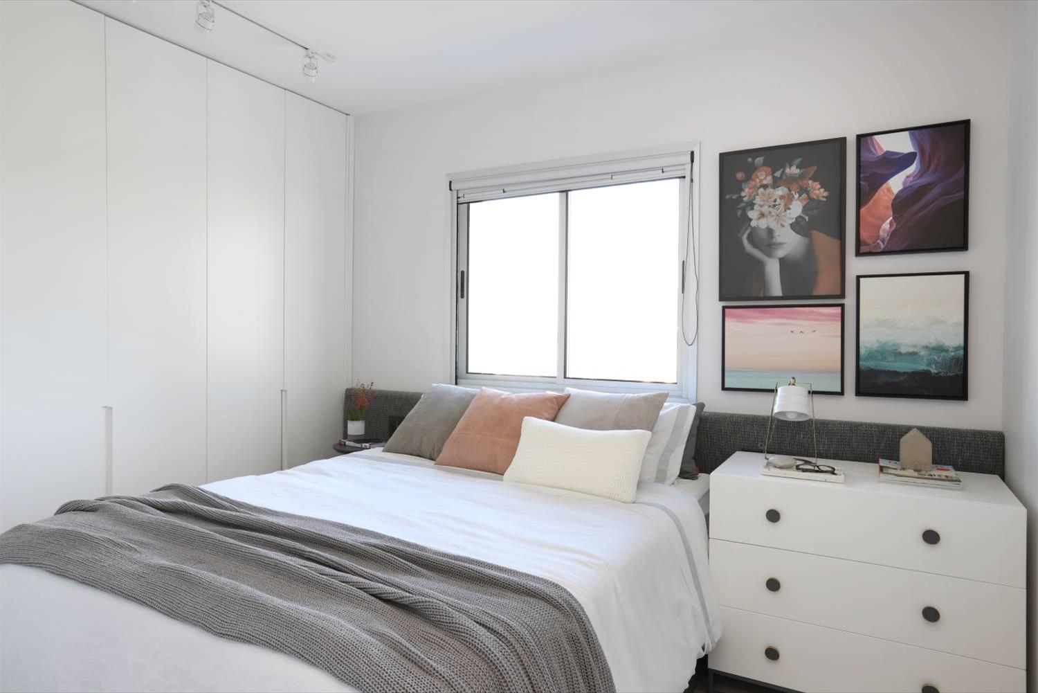 巴西 Vila Cruzeiro 公寓 | 木质温馨设计,城市景观与舒适家居的完美融合-8