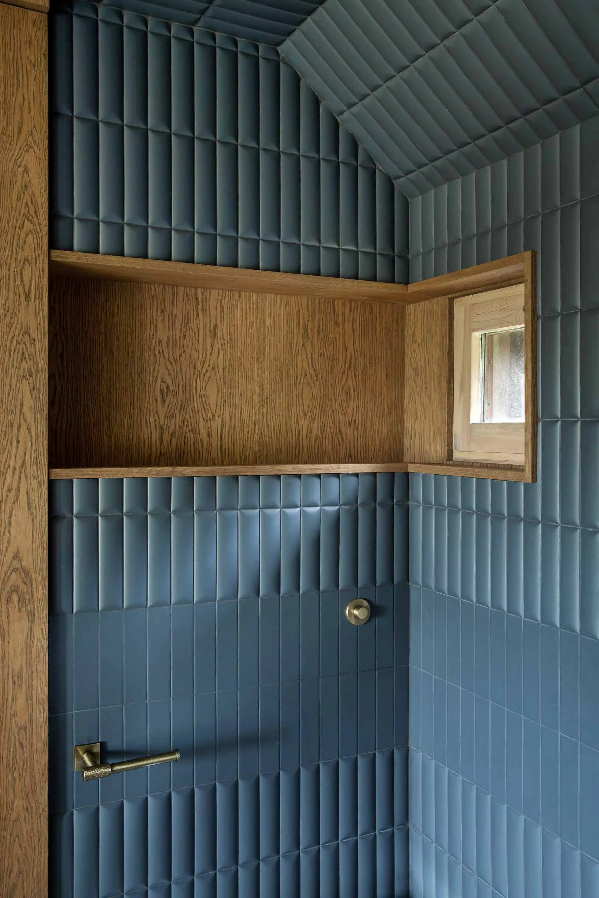 60秒速建房；60秒快建房（注：60s house表述不太常规，推测可能是指那种能在60秒左右快速搭建好的房子，这是根据一般理解做出的翻译） 丨挪威-10