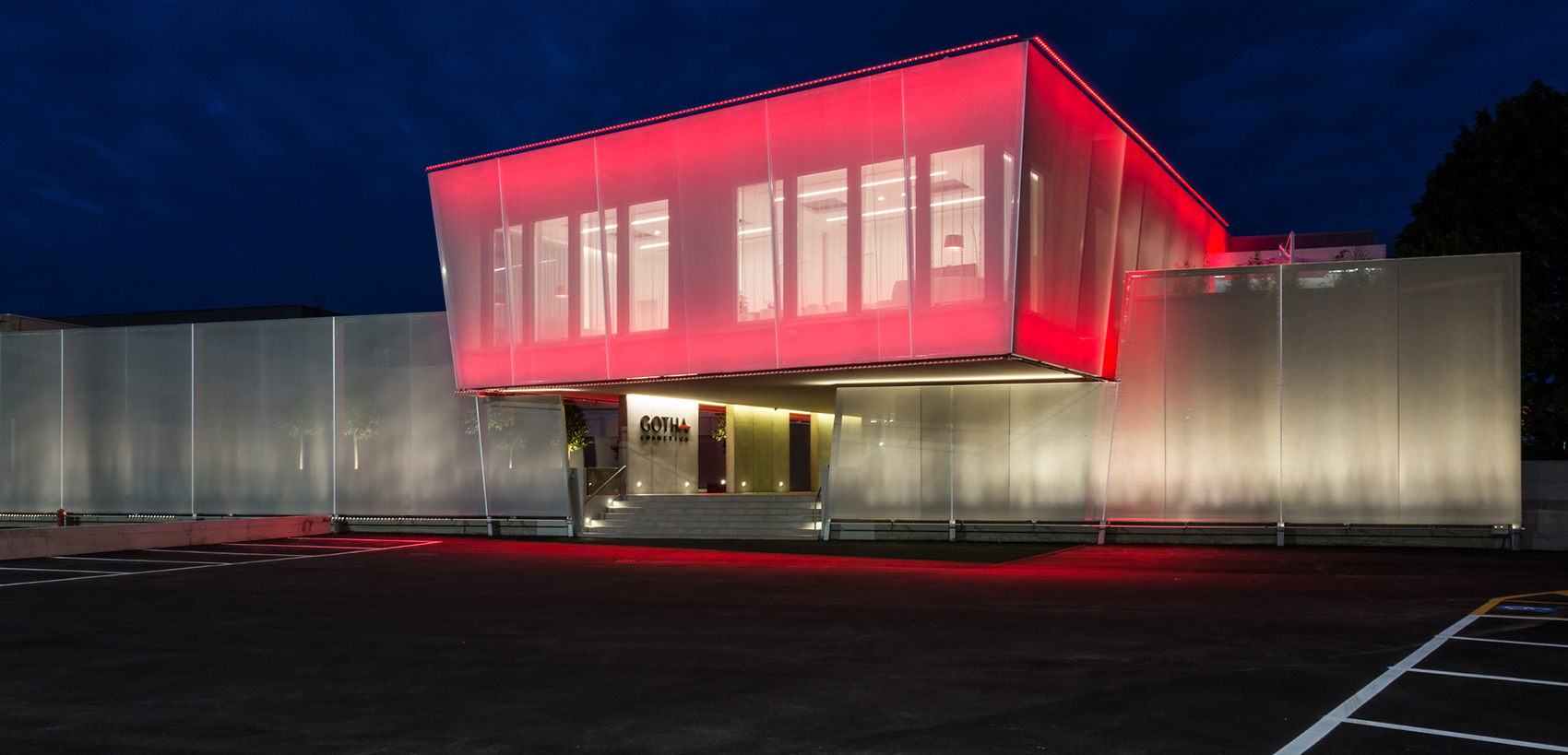 意大利 Gotha 化妆品公司总部，iarchitects 打造黑白对比的现代空间-52