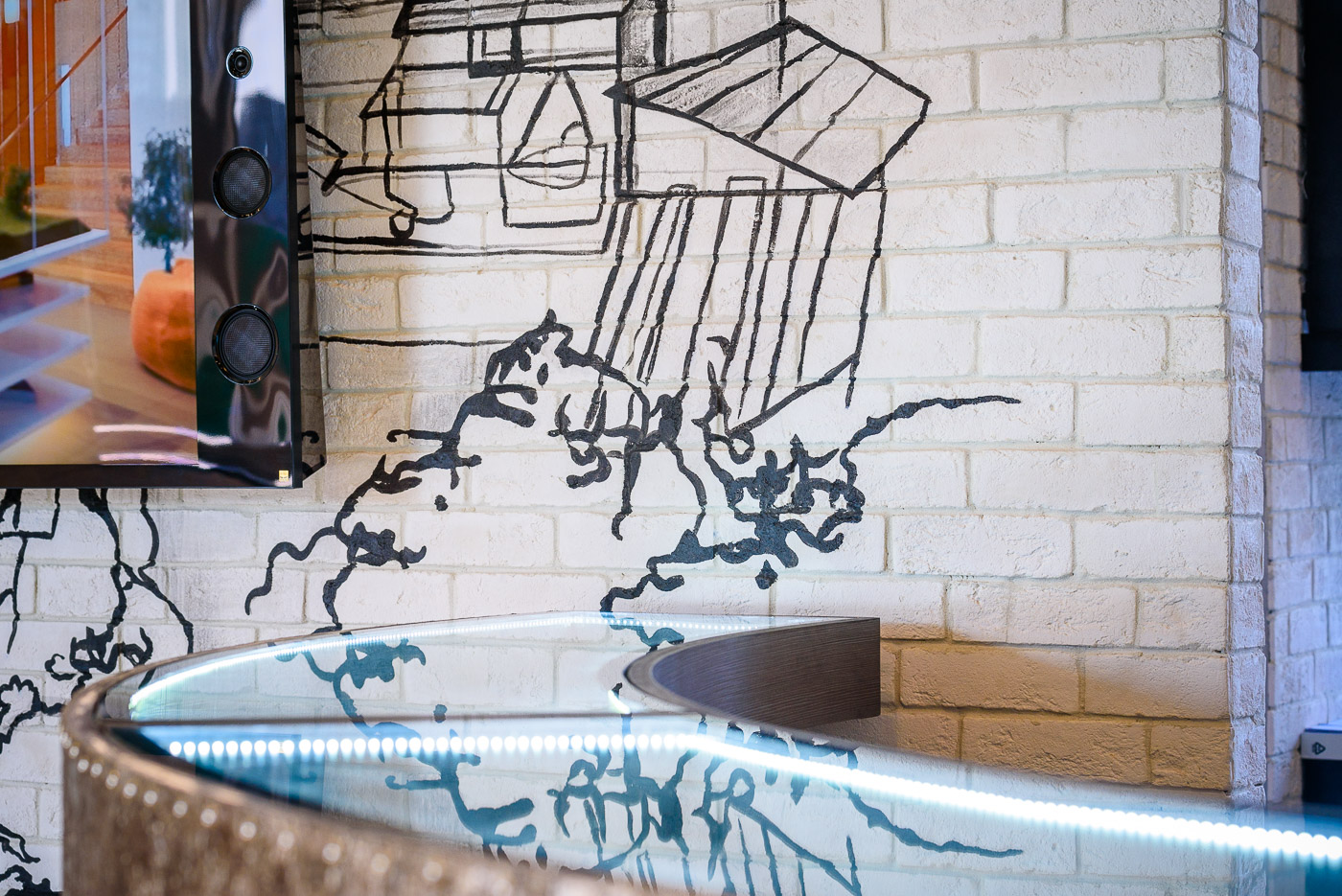 Serp & Molot Showroom | Donstroy-9