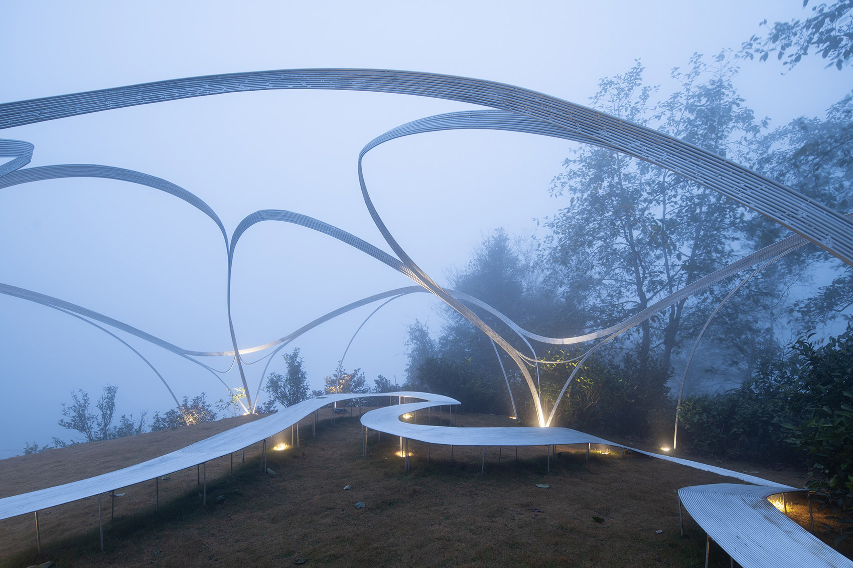 大理无量山一朵茶花高原剧场丨中国大理丨孔祥伟工作室-43