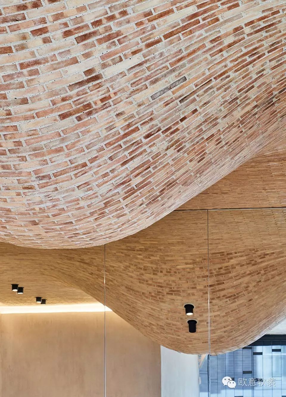 天花仿佛要滴下来啦 – 身处伦敦的高雅意大利有机餐厅-12