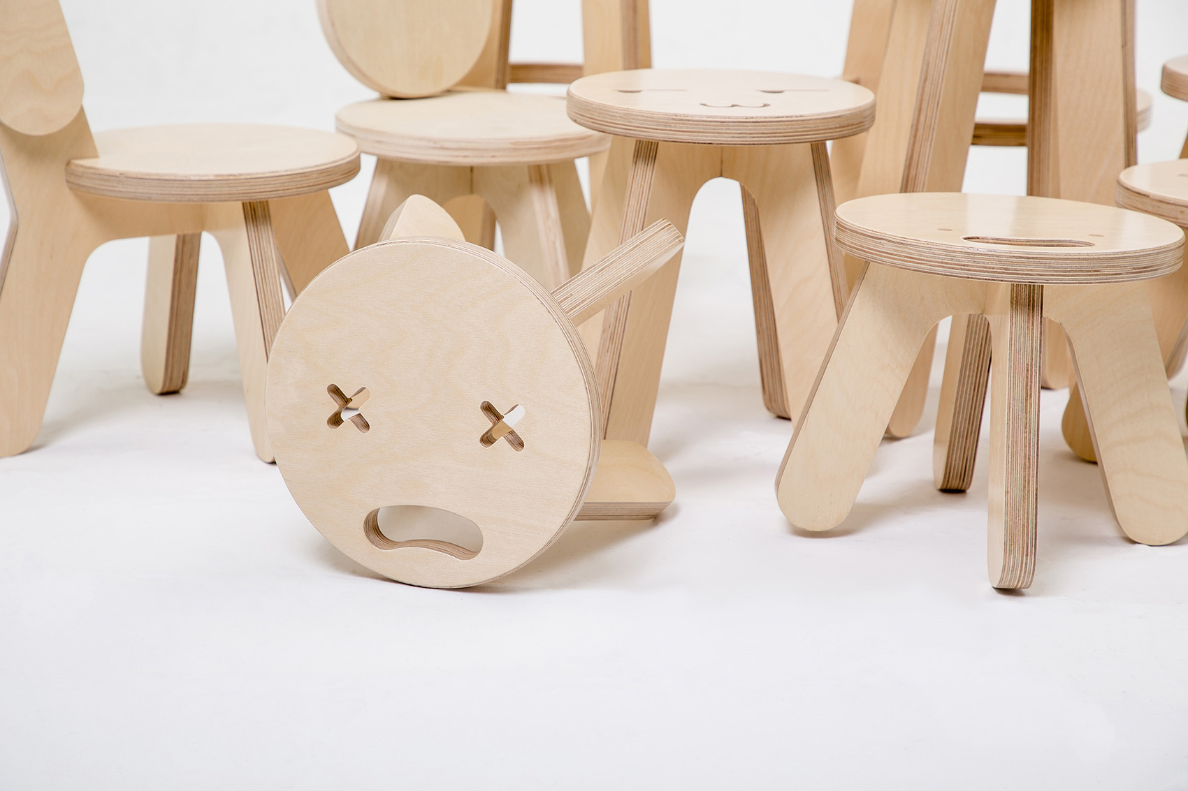 数字时代的家居表情——点造“椅 moji”系列-9