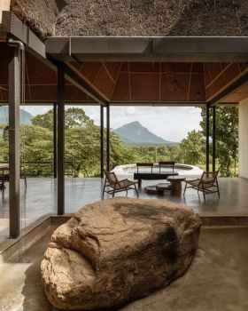 宁静号，火星（备注：ma+rs推测是mars即火星的一种不太规范表达，Serenity常见含义为宁静号，比如国际空间站的宁静号节点舱就叫Node 3 Serenity ） 丨印度