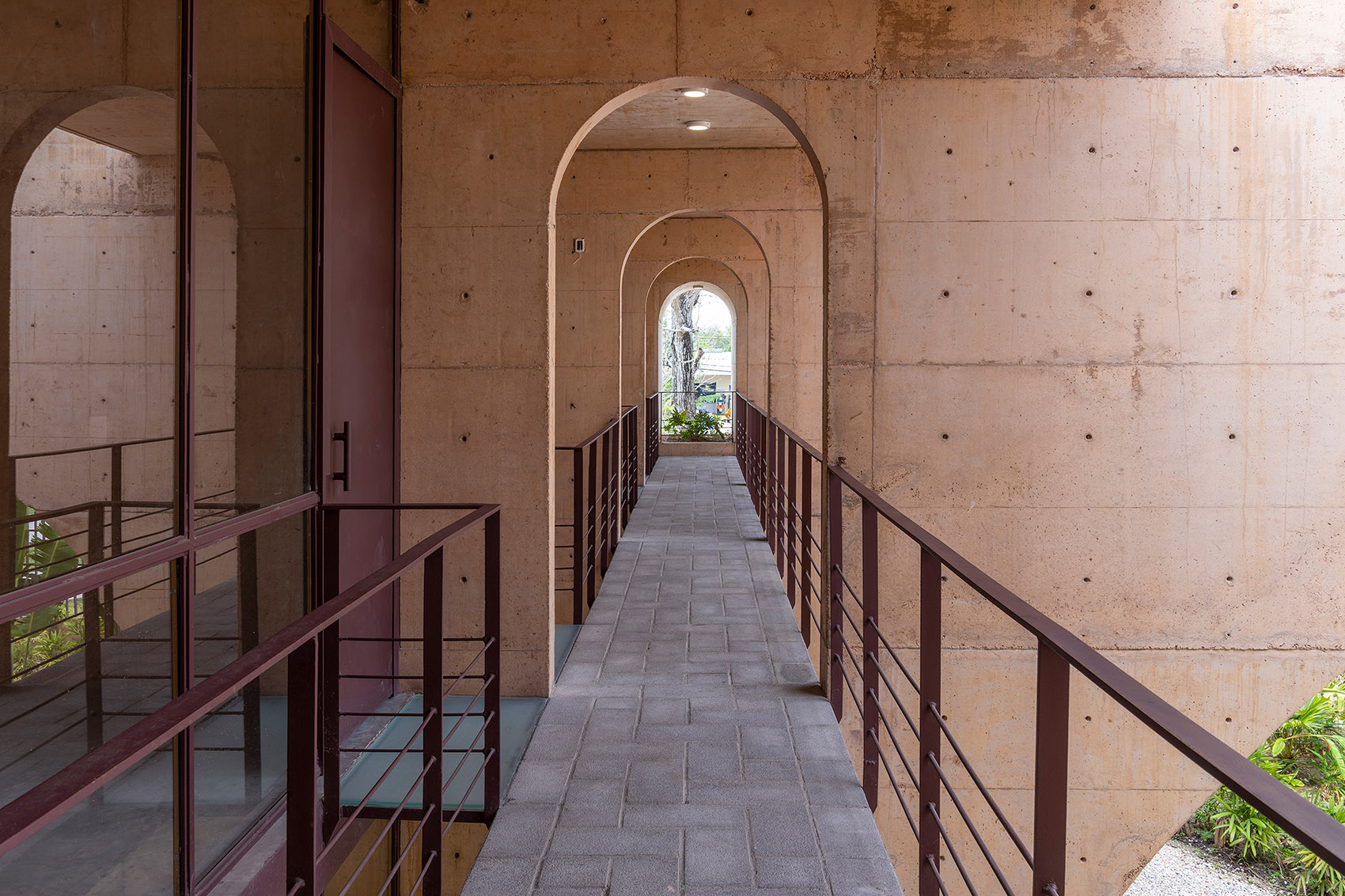 社区发展中心，墨西哥 / CCA-37