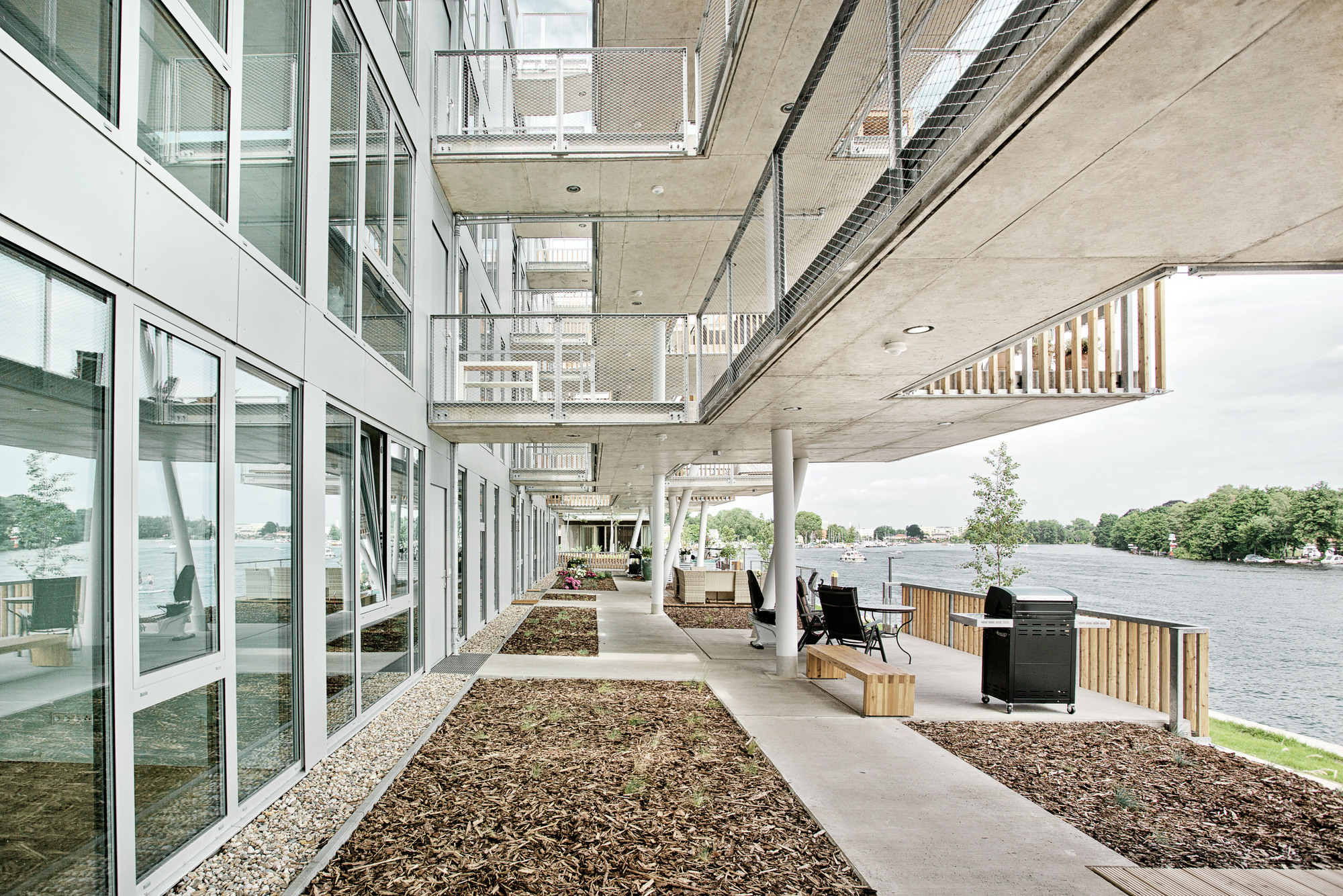 水上住宅建筑丨德国柏林丨LOVE architecture and urbanism-28