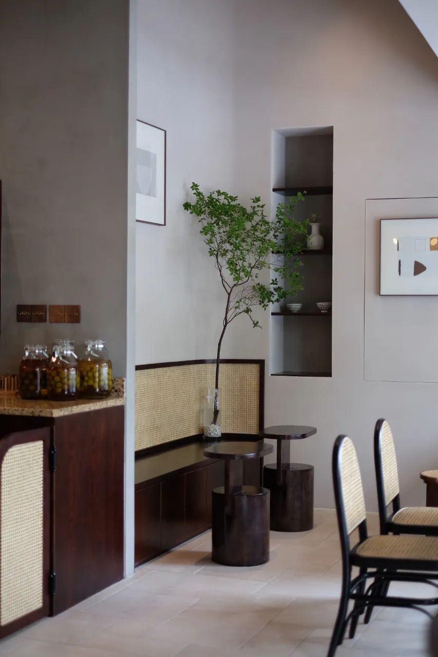 《菜卷の菓子屋》 | 85 平米三室空间,消防管下的逆袭设计-39