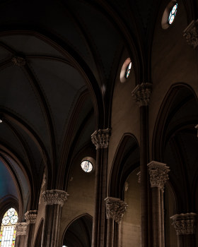 Anastasiya Gushchina丨教堂丨Sent Antuan Church