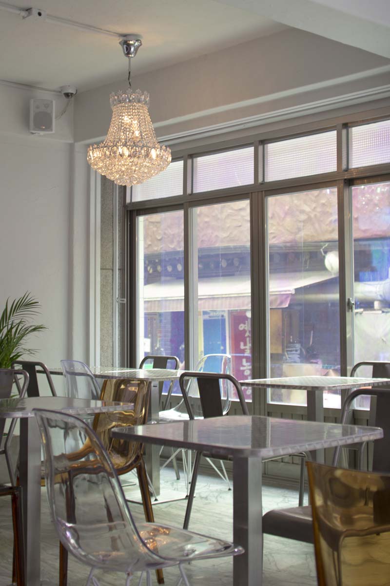 曼谷时尚泰式餐厅，18 坪空间打造美食盛宴-11