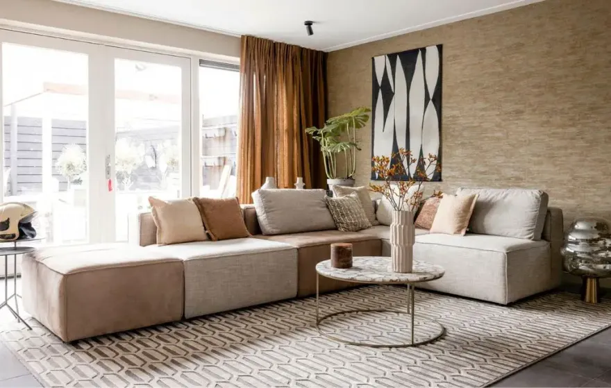 荷兰家庭暖意新居,现代风格融合设计师巧思-3