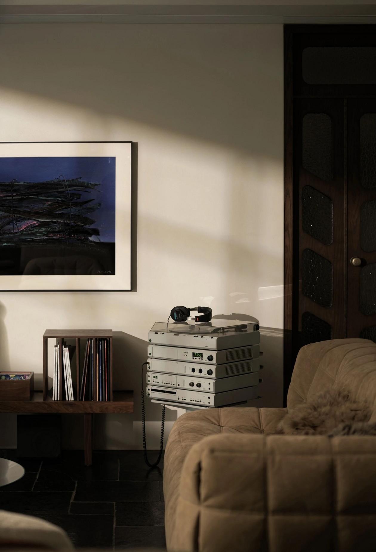 重庆無既萬溯设计 · 设计师于山自宅丨中国重庆-11