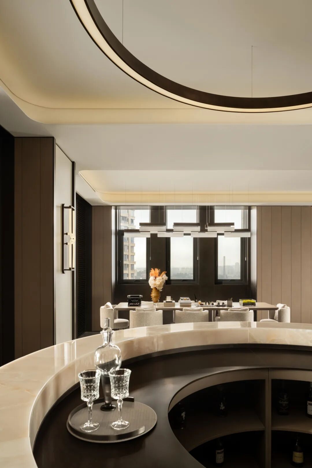 栋三尺设计|依山望江，空间中的精神秩序——现代奢居的仪式与尺度-58