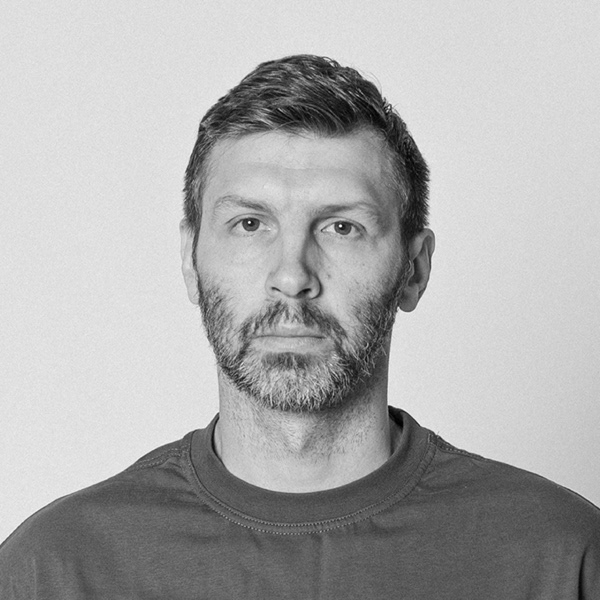 VSLKVSKA | A two-story apartment design-103