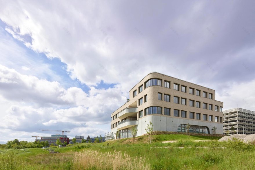 亚马逊图宾根研发中心丨BODAMER FABER ARCHITEKTEN BDA-21