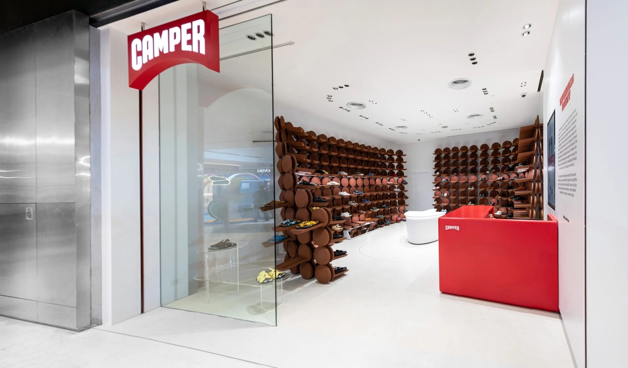 露营者团结项目丨泰国曼谷丨PHTAA Living Design-23