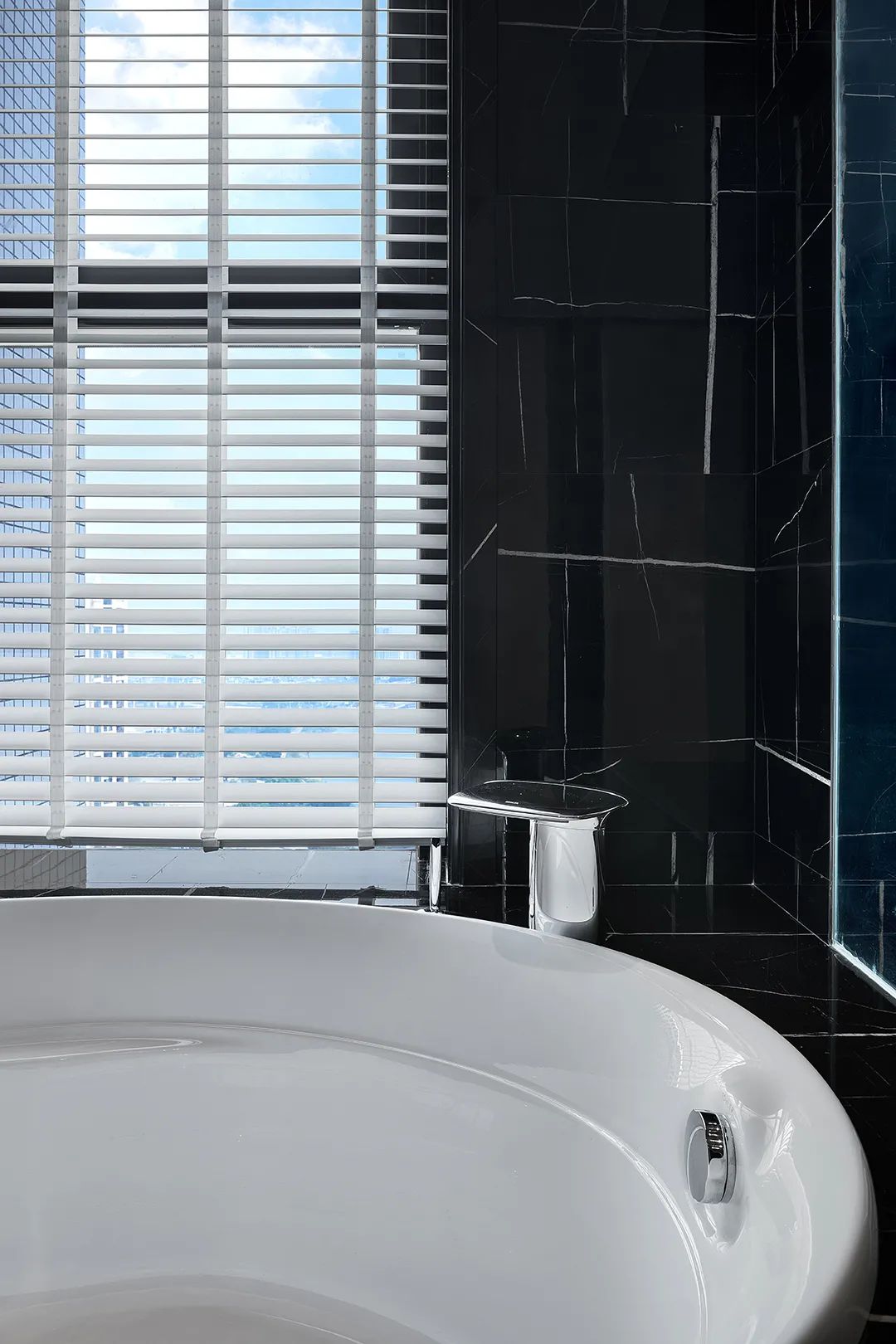 极简诗意,汇龙湾顶层复式的生活美学-95