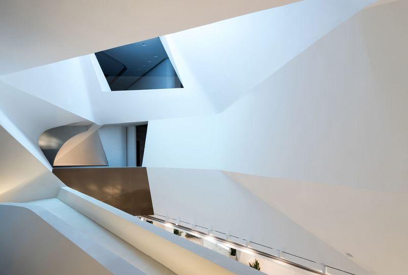 郑州绿地云都会销售中心-12