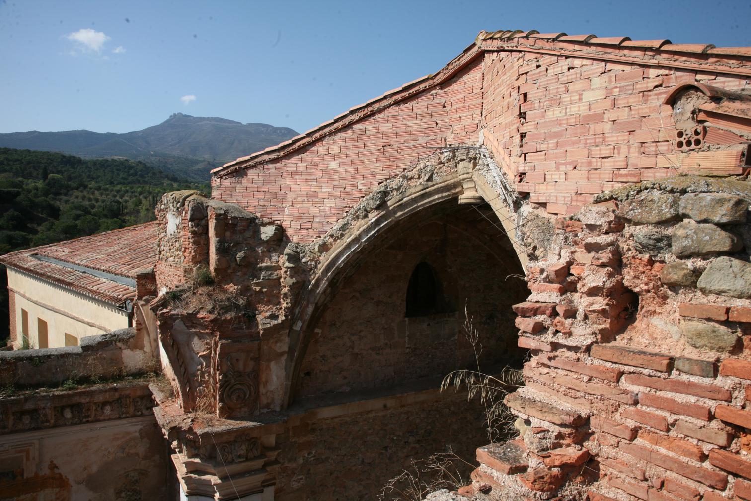 古教堂重生 | Vico 教堂修复-8