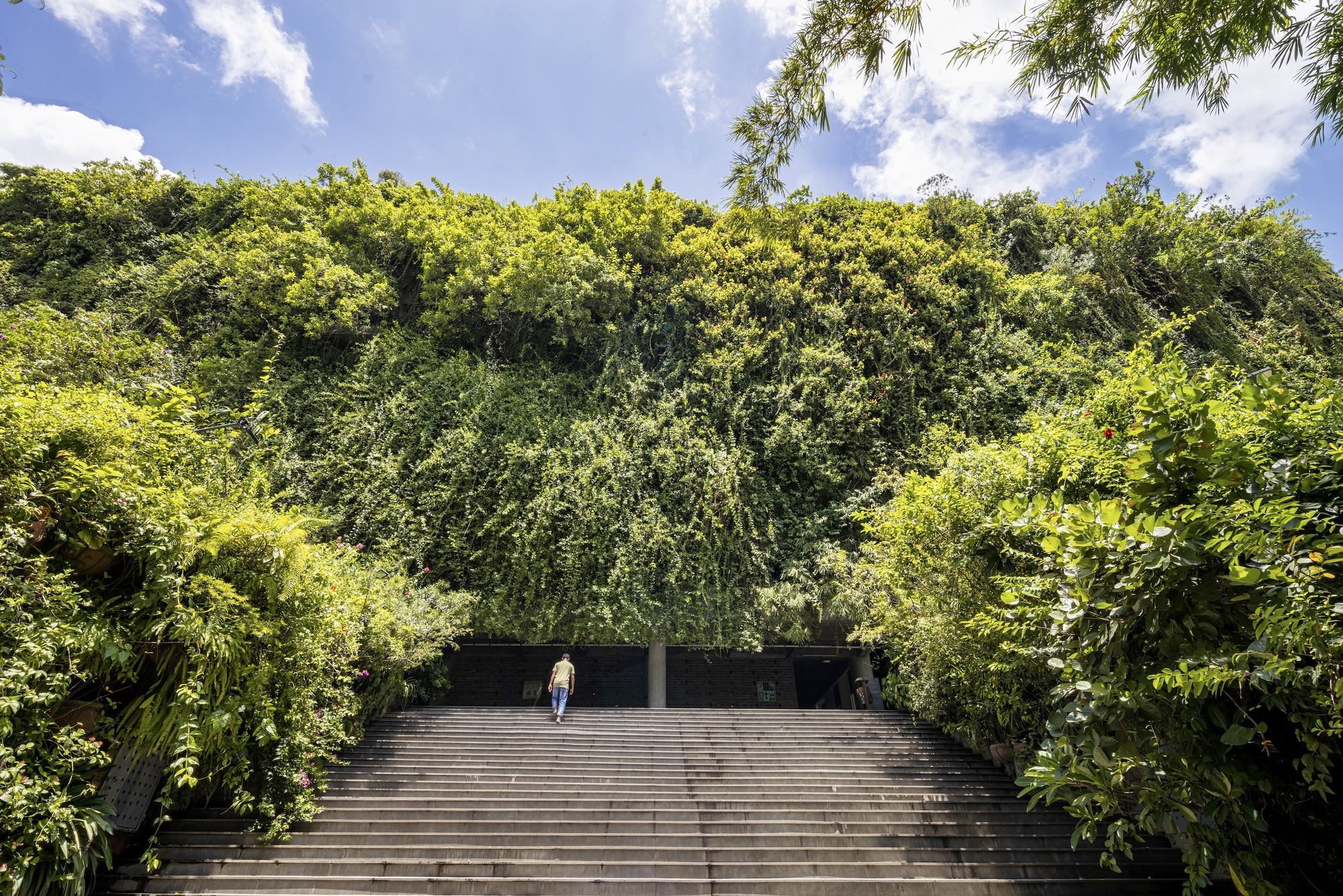 Green Field of Karupannya Rangpur Factory / Nakshabid Architects-11