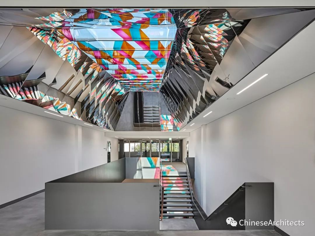 瑞士赫里耶体育中心——现代风格与功能的完美融合-20