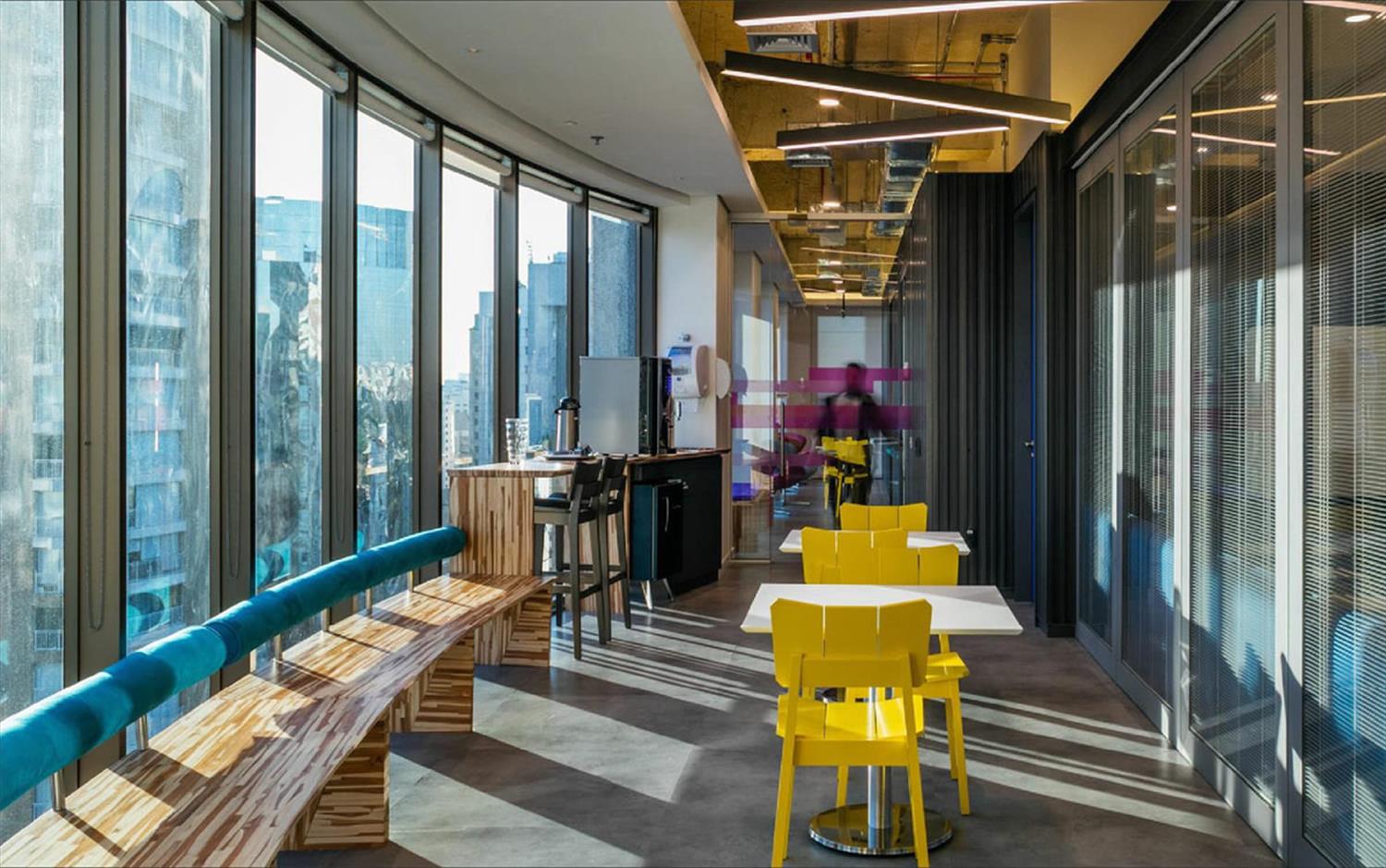 Viacom Brasil 办公室 | 创新设计与空间利用的完美结合-13