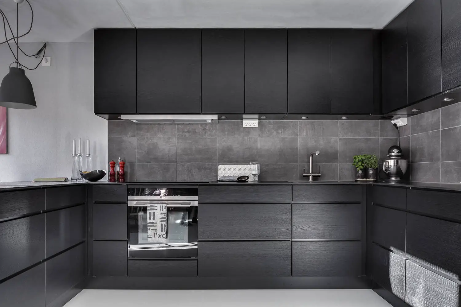 瑞典 76m²公寓，对比鲜明的设计魅力-6