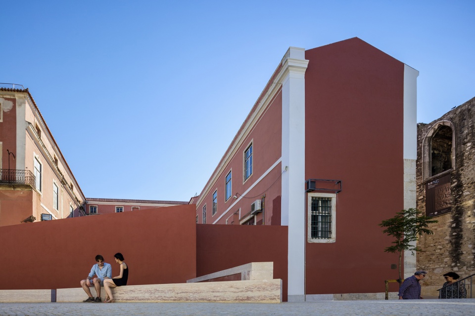 里斯本 Chiado 公共空间改造丨葡萄牙里斯本丨Álvaro Siza 和 Carlos Castanheira-37