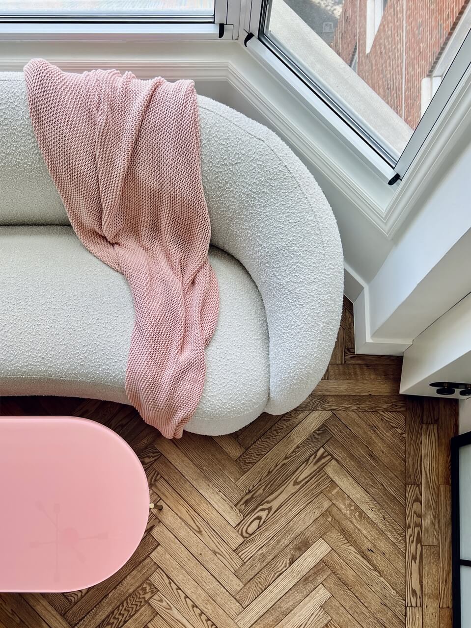 韩国  波兰双人组设计的布鲁克林景观33平单身公寓丨美国纽约丨Sulgi Cho与Piotr Pańczyk-15